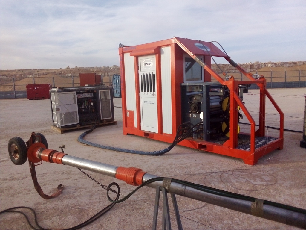 Offshore Slick-Line Unit